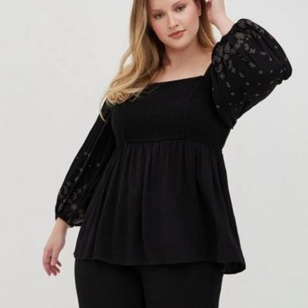 Torrid‎ Gauze Black Cold Shoulder Blouse Embroidered Eyelet Puff Sleeves 00 M/L